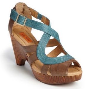 Miz Mooz Petra platform peep toe wedge heel pumps sandals